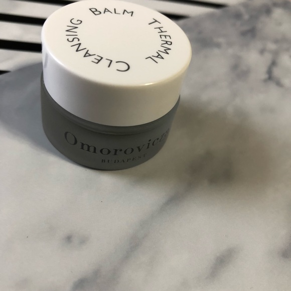 Makeup Bundle - Picture 5 of 6